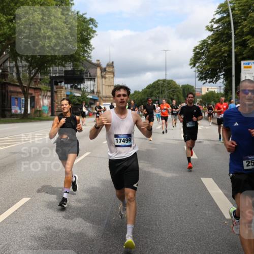 29.06.2025 - hella hamburg halbmarathon Yannick Fuchs http://msf.ph/oto/8165878 29.06.2025 10:40:19 20KM 1569, 1600, 1759, 1920, 2048, 2138, 2189, 2590, 3056, 3477, 4345, 4854, 6071, 6290, 6460, 6532, 6711, 7385, 7450, 7961, 8269, 8577, 8668, 9585, 10792, 10796, 11094, 11125, 11495, 11773, 11936, 12084, 12277, 13525, 14062, 14200, 14228, 14462, 14804, 14911, 15563, 15741, 16624, 17499, 17674, 17835, 18081, 18637 meine-sportfotos.de