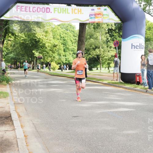 29.06.2025 - hella hamburg halbmarathon MichiJ http://msf.ph/oto/8165906 29.06.2025 10:14:01 Zwischen KM18-KM19 7963, 11678, 13440 meine-sportfotos.de