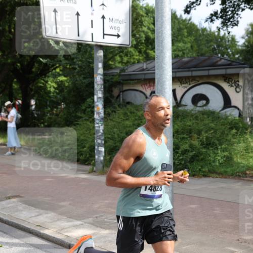 29.06.2025 - hella hamburg halbmarathon Yannick Fuchs http://msf.ph/oto/8166118 29.06.2025 10:22:36 20KM 2203, 7651, 9097, 9804, 10485, 10655, 12341, 13941, 13956, 14757, 14828, 15136, 15576, 15583, 17354, 17893, 18037, 19114 meine-sportfotos.de
