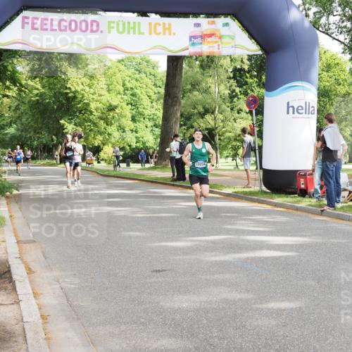 29.06.2025 - hella hamburg halbmarathon MichiJ http://msf.ph/oto/8166300 29.06.2025 10:14:09 Zwischen KM18-KM19 10780 meine-sportfotos.de