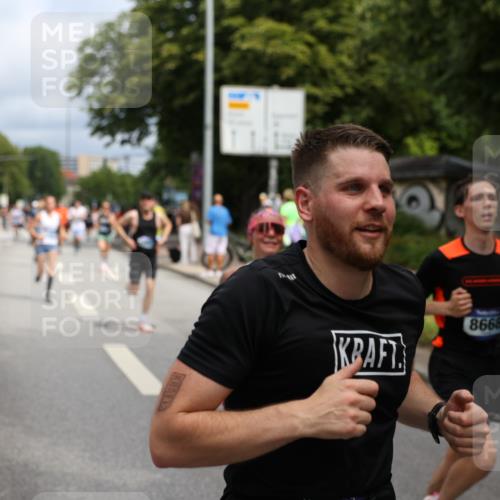 29.06.2025 - hella hamburg halbmarathon Yannick Fuchs http://msf.ph/oto/8166772 29.06.2025 10:40:35 20KM 1139, 1600, 1759, 1920, 2048, 2189, 2842, 3087, 4237, 4949, 6388, 6532, 6691, 6700, 7335, 7961, 8269, 8577, 8668, 11094, 11125, 11491, 11773, 12171, 12269, 12579, 12891, 13630, 13782, 14062, 14200, 14228, 14262, 14462, 14722, 14804, 15133, 15149, 15157, 15206, 15741, 15900, 16127, 16286, 17008, 17190, 17281, 17332, 17492, 17892, 18118, 19128 meine-sportfotos.de