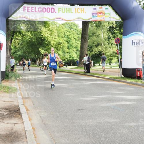 29.06.2025 - hella hamburg halbmarathon MichiJ http://msf.ph/oto/8166802 29.06.2025 10:14:17 Zwischen KM18-KM19 10234, 11194, 19078 meine-sportfotos.de