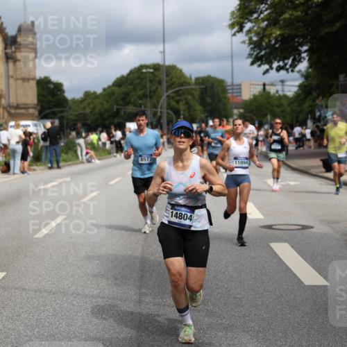 29.06.2025 - hella hamburg halbmarathon Yannick Fuchs http://msf.ph/oto/8166803 29.06.2025 10:40:36 20KM 1139, 1600, 1759, 1920, 2048, 2189, 2842, 3087, 4237, 4497, 4949, 6388, 6532, 6691, 6700, 7335, 7961, 8269, 8577, 8668, 9529, 11094, 11125, 11185, 11491, 11773, 12171, 12269, 12579, 12891, 13630, 13782, 14062, 14200, 14228, 14262, 14462, 14722, 14804, 15133, 15149, 15157, 15206, 15741, 15900, 16127, 16286, 17008, 17190, 17281, 17332, 17492, 17892, 18118, 19128 meine-sportfotos.de