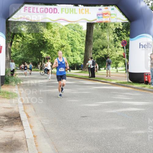 29.06.2025 - hella hamburg halbmarathon MichiJ http://msf.ph/oto/8166832 29.06.2025 10:14:17 Zwischen KM18-KM19 10234, 11194, 19078 meine-sportfotos.de