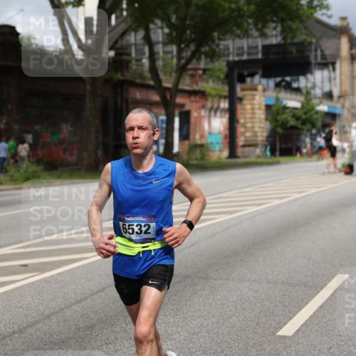 29.06.2025 - hella hamburg halbmarathon Yannick Fuchs http://msf.ph/oto/8166835 29.06.2025 10:40:36 20KM 1139, 1600, 1759, 1920, 2048, 2189, 2842, 3087, 4237, 4497, 4949, 6388, 6532, 6691, 6700, 7335, 7961, 8269, 8577, 8668, 9529, 11094, 11125, 11185, 11491, 11773, 12171, 12269, 12579, 12891, 13630, 13782, 14062, 14200, 14228, 14262, 14462, 14722, 14804, 15133, 15149, 15157, 15206, 15741, 15900, 16127, 16286, 17008, 17190, 17281, 17332, 17492, 17892, 18118, 19128 meine-sportfotos.de