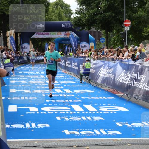 29.06.2025 - hella hamburg halbmarathon Zöllner http://msf.ph/oto/8166886 29.06.2025 10:16:36 Ziel 3944, 11864 meine-sportfotos.de