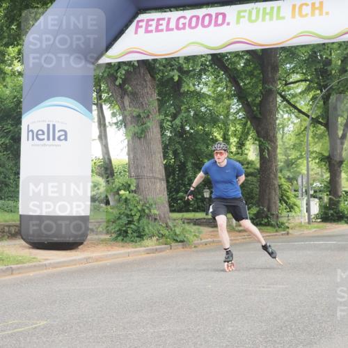 29.06.2025 - hella hamburg halbmarathon KatJ http://msf.ph/oto/8166908 29.06.2025 09:15:52 Zwischen KM18-KM19  meine-sportfotos.de