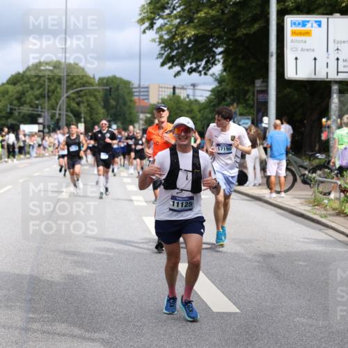 29.06.2025 - hella hamburg halbmarathon Yannick Fuchs http://msf.ph/oto/8167015 29.06.2025 10:40:41 20KM 1139, 1759, 2842, 3087, 4091, 4237, 4497, 4949, 5459, 6388, 6421, 6532, 6691, 6700, 6978, 7335, 7961, 8142, 8482, 8577, 8981, 9232, 9386, 9529, 9786, 11094, 11125, 11185, 11491, 12171, 12269, 12579, 12651, 12891, 13630, 13698, 13782, 13940, 14045, 14062, 14262, 14541, 14722, 14804, 15133, 15149, 15157, 15206, 15900, 16127, 16286, 17008, 17190, 17281, 17332, 17461, 17492, 17892, 18118, 19128 meine-sportfotos.de