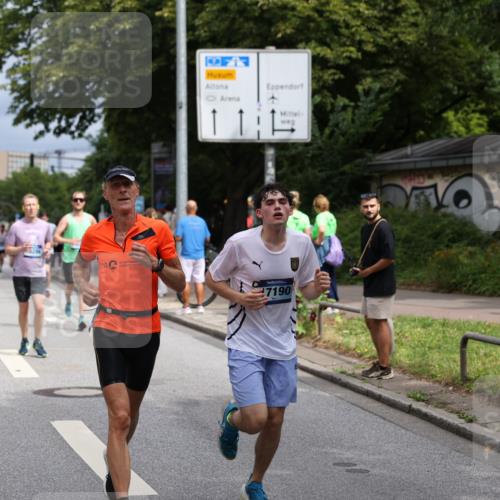 29.06.2025 - hella hamburg halbmarathon Yannick Fuchs http://msf.ph/oto/8167065 29.06.2025 10:40:43 20KM 1139, 1759, 2842, 3087, 4091, 4237, 4497, 4949, 5459, 6388, 6421, 6691, 6700, 6978, 7335, 7961, 8142, 8482, 8577, 8981, 9232, 9386, 9529, 9786, 11094, 11125, 11185, 11491, 12171, 12269, 12579, 12651, 12891, 13630, 13698, 13782, 13940, 14045, 14262, 14541, 14722, 15133, 15149, 15157, 15206, 15900, 16127, 16286, 17008, 17190, 17281, 17332, 17461, 17492, 17892, 18118, 19128 meine-sportfotos.de