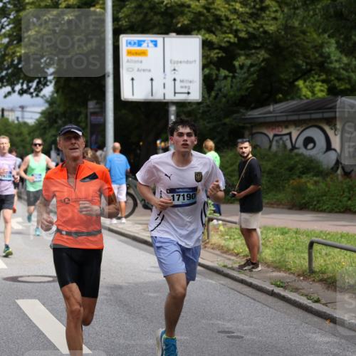 29.06.2025 - hella hamburg halbmarathon Yannick Fuchs http://msf.ph/oto/8167079 29.06.2025 10:40:43 20KM 1139, 1759, 2842, 3087, 4091, 4237, 4497, 4949, 5459, 6388, 6421, 6691, 6700, 6978, 7335, 7961, 8142, 8482, 8577, 8981, 9232, 9386, 9529, 9786, 11094, 11125, 11185, 11491, 12171, 12269, 12579, 12651, 12891, 13630, 13698, 13782, 13940, 14045, 14262, 14541, 14722, 15133, 15149, 15157, 15206, 15900, 16127, 16286, 17008, 17190, 17281, 17332, 17461, 17492, 17892, 18118, 19128 meine-sportfotos.de