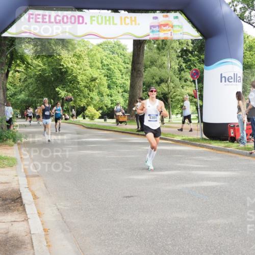 29.06.2025 - hella hamburg halbmarathon MichiJ http://msf.ph/oto/8167121 29.06.2025 10:14:20 Zwischen KM18-KM19 5301, 9385, 11194, 19078 meine-sportfotos.de