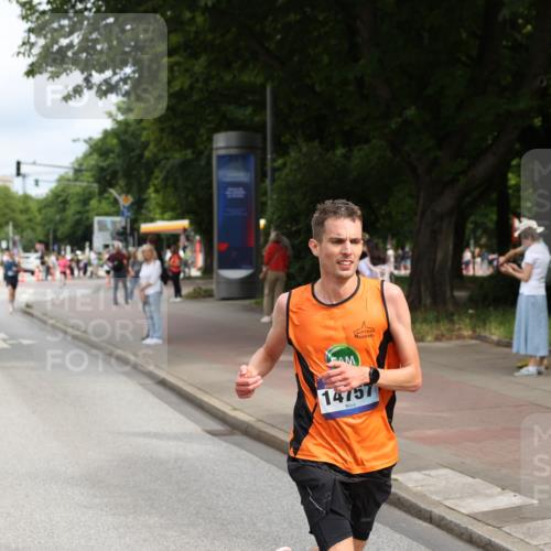 29.06.2025 - hella hamburg halbmarathon Yannick Fuchs http://msf.ph/oto/8167183 29.06.2025 10:22:53 20KM 1122, 2203, 4678, 5367, 7651, 8731, 9804, 10106, 10655, 12341, 13941, 14757, 15576, 15583, 16377, 17354, 17893, 18567, 18832, 19114 meine-sportfotos.de