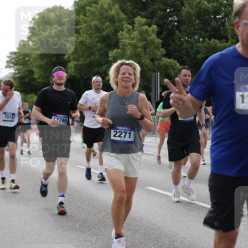 29.06.2025 - hella hamburg halbmarathon Jannik Wohlers http://msf.ph/oto/8167188 29.06.2025 10:20:59 Lombardsbrücke 1028, 1401, 2271, 2635, 2815, 2956, 3122, 3770, 3817, 3825, 3826, 4697, 4786, 5373, 5395, 5412, 5493, 6103, 6844, 7375, 7522, 7553, 7781, 8095, 8844, 9100, 9499, 9501, 9532, 9624, 10374, 10921, 11117, 11610, 11775, 12018, 12368, 13093, 13584, 14118, 14499, 14519, 14664, 14809, 14819, 15267, 15387, 15404, 15603, 15752, 15869, 16107, 16586, 16600, 17341, 17799, 17961, 17969, 18170, 18378, 18809, 19012 meine-sportfotos.de