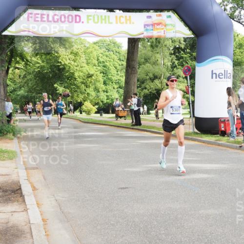 29.06.2025 - hella hamburg halbmarathon MichiJ http://msf.ph/oto/8167199 29.06.2025 10:14:20 Zwischen KM18-KM19 5301, 9385, 11194, 19078 meine-sportfotos.de