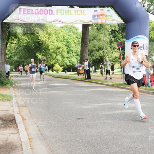 29.06.2025 - hella hamburg halbmarathon MichiJ http://msf.ph/oto/8167247 29.06.2025 10:14:21 Zwischen KM18-KM19 5301, 9385, 11194, 19078 meine-sportfotos.de