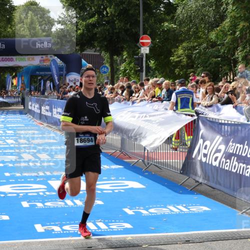 29.06.2025 - hella hamburg halbmarathon Zöllner http://msf.ph/oto/8167256 29.06.2025 10:17:28 Ziel 18694 meine-sportfotos.de