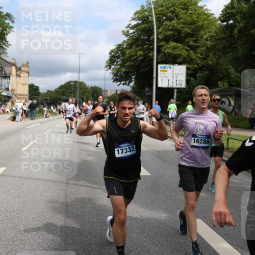 29.06.2025 - hella hamburg halbmarathon Yannick Fuchs http://msf.ph/oto/8167294 29.06.2025 10:40:47 20KM 1139, 2222, 2842, 3087, 4091, 4237, 4497, 4949, 5459, 6388, 6421, 6691, 6700, 6978, 7335, 7961, 8023, 8142, 8482, 8981, 9232, 9386, 9529, 9786, 9794, 11125, 11185, 11491, 12171, 12269, 12579, 12651, 12891, 13630, 13698, 13782, 13940, 14045, 14262, 14541, 14722, 15133, 15149, 15157, 15206, 15684, 15900, 16081, 16127, 16286, 17008, 17190, 17281, 17332, 17353, 17461, 17492, 17669, 17865, 17892, 18118, 19128 meine-sportfotos.de