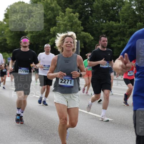 29.06.2025 - hella hamburg halbmarathon Jannik Wohlers http://msf.ph/oto/8167316 29.06.2025 10:20:59 Lombardsbrücke 1028, 1401, 2271, 2635, 2815, 2956, 3122, 3770, 3817, 3825, 3826, 4697, 4786, 5373, 5395, 5412, 5493, 6103, 6844, 7375, 7522, 7553, 7781, 8095, 8844, 9100, 9499, 9501, 9532, 9624, 10374, 10921, 11117, 11610, 11775, 12018, 12368, 13093, 13584, 14118, 14499, 14519, 14664, 14809, 14819, 15267, 15387, 15404, 15603, 15752, 15869, 16107, 16586, 16600, 17341, 17799, 17961, 17969, 18170, 18378, 18809, 19012 meine-sportfotos.de