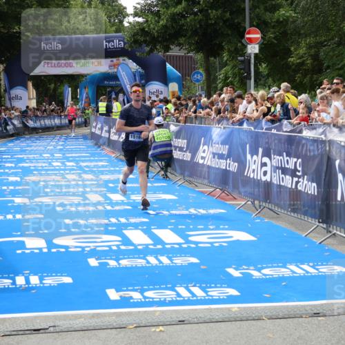 29.06.2025 - hella hamburg halbmarathon Zöllner http://msf.ph/oto/8167383 29.06.2025 10:18:00 Ziel 15166, 19072 meine-sportfotos.de