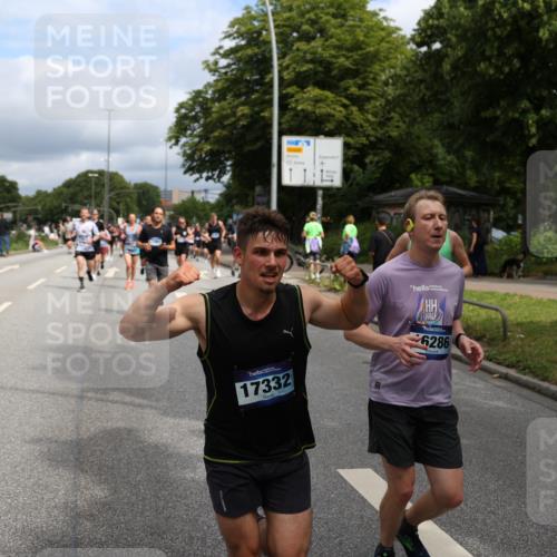 29.06.2025 - hella hamburg halbmarathon Yannick Fuchs http://msf.ph/oto/8167386 29.06.2025 10:40:47 20KM 1139, 2222, 2842, 3087, 4091, 4237, 4497, 4949, 5459, 6388, 6421, 6691, 6700, 6978, 7335, 7961, 8023, 8142, 8482, 8981, 9232, 9386, 9529, 9786, 9794, 11125, 11185, 11491, 12171, 12269, 12579, 12651, 12891, 13630, 13698, 13782, 13940, 14045, 14262, 14541, 14722, 15133, 15149, 15157, 15206, 15684, 15900, 16081, 16127, 16286, 17008, 17190, 17281, 17332, 17353, 17461, 17492, 17669, 17865, 17892, 18118, 19128 meine-sportfotos.de
