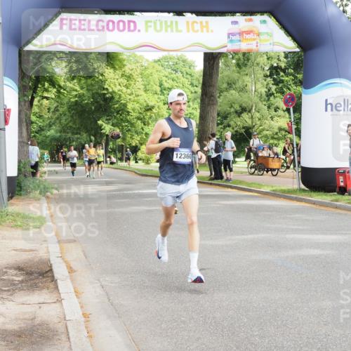 29.06.2025 - hella hamburg halbmarathon MichiJ http://msf.ph/oto/8167439 29.06.2025 10:14:24 Zwischen KM18-KM19 5301, 9385, 12360 meine-sportfotos.de