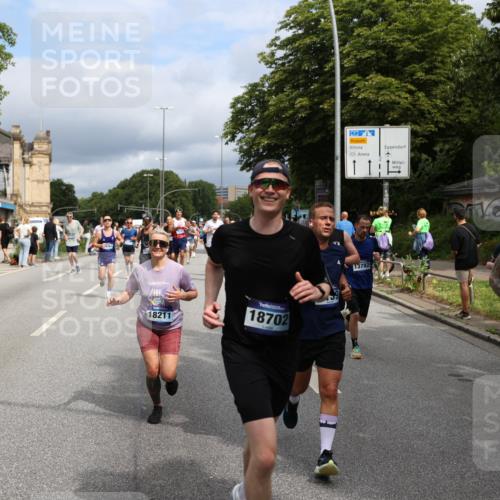 29.06.2025 - hella hamburg halbmarathon Yannick Fuchs http://msf.ph/oto/8167737 29.06.2025 10:40:51 20KM 1139, 2222, 2842, 3087, 4091, 4237, 4497, 4949, 5459, 6373, 6388, 6421, 6691, 6700, 6978, 7335, 8023, 8142, 8482, 8981, 9232, 9386, 9529, 9786, 9794, 11185, 11491, 12171, 12269, 12579, 12651, 12891, 13630, 13698, 13728, 13782, 13940, 14045, 14262, 14449, 14541, 14722, 15133, 15149, 15157, 15206, 15684, 15900, 16081, 16127, 16136, 16286, 16466, 16475, 17008, 17281, 17332, 17353, 17461, 17492, 17669, 17865, 17892, 18118 meine-sportfotos.de