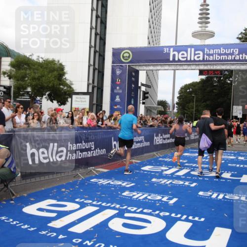 29.06.2025 - hella hamburg halbmarathon Michael Strokosch http://msf.ph/oto/8167830 29.06.2025 10:35:44 Ziel 4062, 10384, 12462, 12899, 14841, 16123, 18841 meine-sportfotos.de