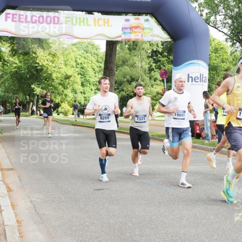 29.06.2025 - hella hamburg halbmarathon MichiJ http://msf.ph/oto/8167843 29.06.2025 10:14:31 Zwischen KM18-KM19 7331, 9269, 12360, 14753, 17614, 18569, 19041 meine-sportfotos.de