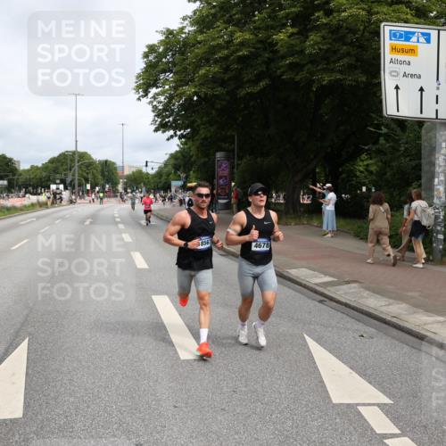 29.06.2025 - hella hamburg halbmarathon Yannick Fuchs http://msf.ph/oto/8167912 29.06.2025 10:23:05 20KM 1122, 3075, 4678, 5367, 7651, 8731, 10106, 12529, 13383, 15576, 16377, 17354, 18567, 18832 meine-sportfotos.de