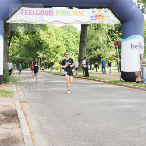 29.06.2025 - hella hamburg halbmarathon MichiJ http://msf.ph/oto/8167943 29.06.2025 10:14:32 Zwischen KM18-KM19 7331, 9269, 12360, 14753, 17614, 18569, 19041 meine-sportfotos.de
