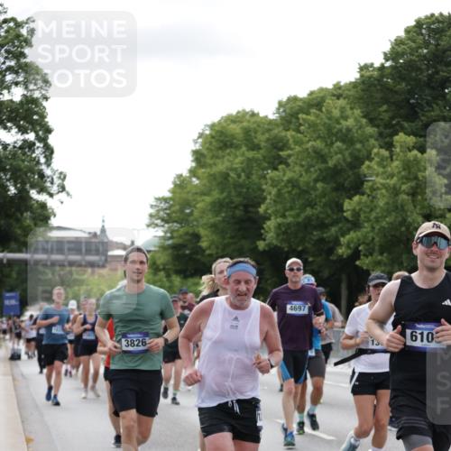 29.06.2025 - hella hamburg halbmarathon Jannik Wohlers http://msf.ph/oto/8168026 29.06.2025 10:21:06 Lombardsbrücke 1072, 1401, 2271, 2635, 2815, 3122, 3770, 3817, 3825, 3826, 4697, 4786, 5122, 5373, 5395, 5412, 5493, 5759, 5957, 6086, 6103, 6844, 7375, 7522, 7553, 7781, 8095, 8286, 8896, 9100, 9369, 9483, 9499, 9532, 9624, 10374, 10874, 10921, 11117, 11610, 12018, 12041, 12368, 12402, 13093, 13584, 13937, 14118, 14278, 14664, 15267, 15404, 15603, 15752, 15869, 16045, 16107, 17799, 17961, 17969, 18378, 18851, 19012 meine-sportfotos.de