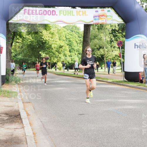 29.06.2025 - hella hamburg halbmarathon MichiJ http://msf.ph/oto/8168092 29.06.2025 10:14:33 Zwischen KM18-KM19 7331, 9269, 14753, 17614, 18569, 19041 meine-sportfotos.de