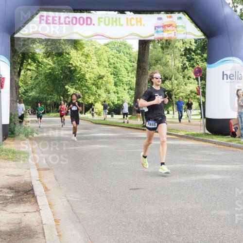29.06.2025 - hella hamburg halbmarathon MichiJ http://msf.ph/oto/8168108 29.06.2025 10:14:33 Zwischen KM18-KM19 7331, 9269, 14753, 17614, 18569, 19041 meine-sportfotos.de