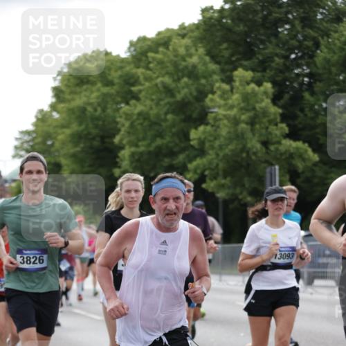 29.06.2025 - hella hamburg halbmarathon Jannik Wohlers http://msf.ph/oto/8168153 29.06.2025 10:21:06 Lombardsbrücke 1072, 1401, 2271, 2635, 2815, 3122, 3770, 3817, 3825, 3826, 4697, 4786, 5122, 5373, 5395, 5412, 5493, 5759, 5957, 6086, 6103, 6844, 7375, 7522, 7553, 7781, 8095, 8286, 8896, 9100, 9369, 9483, 9499, 9532, 9624, 10374, 10874, 10921, 11117, 11610, 12018, 12041, 12368, 12402, 13093, 13584, 13937, 14118, 14278, 14664, 15267, 15404, 15603, 15752, 15869, 16045, 16107, 17799, 17961, 17969, 18378, 18851, 19012 meine-sportfotos.de