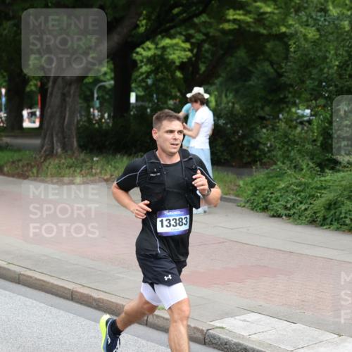 29.06.2025 - hella hamburg halbmarathon Yannick Fuchs http://msf.ph/oto/8168188 29.06.2025 10:23:20 20KM 1953, 2604, 3075, 7389, 10106, 12189, 12529, 13383, 15883 meine-sportfotos.de