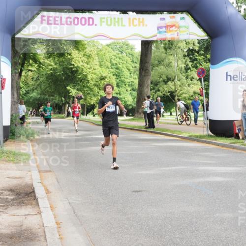 29.06.2025 - hella hamburg halbmarathon MichiJ http://msf.ph/oto/8168280 29.06.2025 10:14:35 Zwischen KM18-KM19 7331, 7855, 9269, 14753, 17614, 19041 meine-sportfotos.de