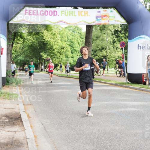 29.06.2025 - hella hamburg halbmarathon MichiJ http://msf.ph/oto/8168377 29.06.2025 10:14:36 Zwischen KM18-KM19 7142, 7331, 7855, 9269, 14753, 17614, 19041 meine-sportfotos.de