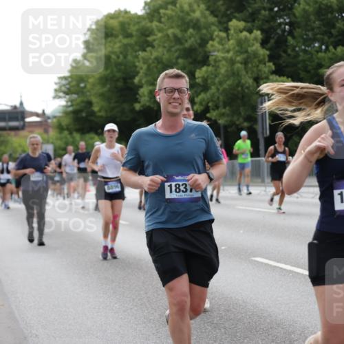 29.06.2025 - hella hamburg halbmarathon Jannik Wohlers http://msf.ph/oto/8168669 29.06.2025 10:21:13 Lombardsbrücke 1072, 1401, 1668, 3770, 3825, 3826, 4375, 4376, 4697, 4786, 5122, 5412, 5759, 5957, 6086, 6103, 6475, 7612, 7781, 8095, 8286, 8715, 8896, 9369, 9483, 9499, 9532, 9624, 10374, 10874, 10921, 12041, 12368, 12402, 12659, 13093, 13584, 13604, 13937, 14118, 14278, 15267, 15404, 15603, 15869, 16045, 17903, 17932, 18378, 18439, 18851 meine-sportfotos.de