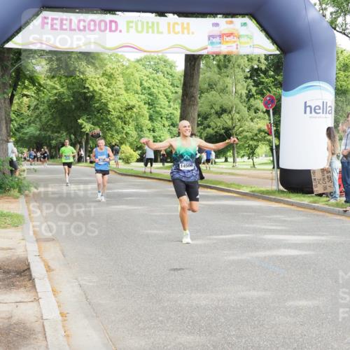29.06.2025 - hella hamburg halbmarathon MichiJ http://msf.ph/oto/8168798 29.06.2025 10:14:44 Zwischen KM18-KM19 2892, 7142, 14506, 16361 meine-sportfotos.de