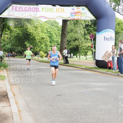 29.06.2025 - hella hamburg halbmarathon MichiJ http://msf.ph/oto/8169060 29.06.2025 10:14:46 Zwischen KM18-KM19 2892, 14506, 16361, 17752 meine-sportfotos.de