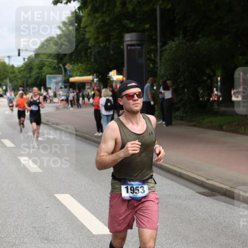 29.06.2025 - hella hamburg halbmarathon Yannick Fuchs http://msf.ph/oto/8169073 29.06.2025 10:23:40 20KM 1953, 2604, 3968, 6090, 7389, 8473, 10222, 10351, 10486, 14140, 15655, 15883, 16711, 17374, 17488, 18763 meine-sportfotos.de