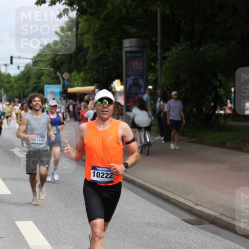 29.06.2025 - hella hamburg halbmarathon Yannick Fuchs http://msf.ph/oto/8169245 29.06.2025 10:23:44 20KM 1827, 1953, 2604, 3968, 5328, 6090, 7389, 8473, 10222, 10351, 10486, 14140, 15655, 15883, 16711, 17213, 17374, 17428, 17488, 18763 meine-sportfotos.de