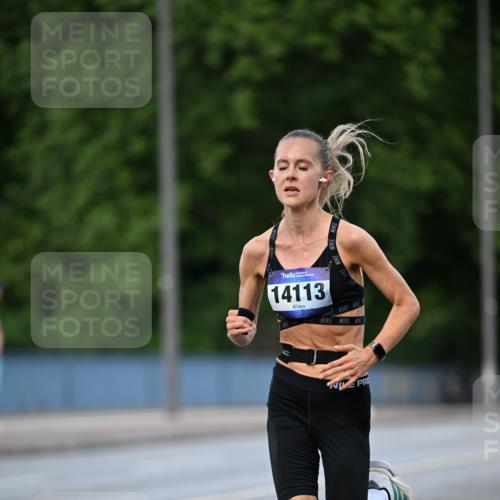 29.06.2025 - hella hamburg halbmarathon Dr. Thomas Lammeyer http://msf.ph/oto/8169256 29.06.2025 09:45:30 Kennedybrücke 2604, 10468, 10485 meine-sportfotos.de