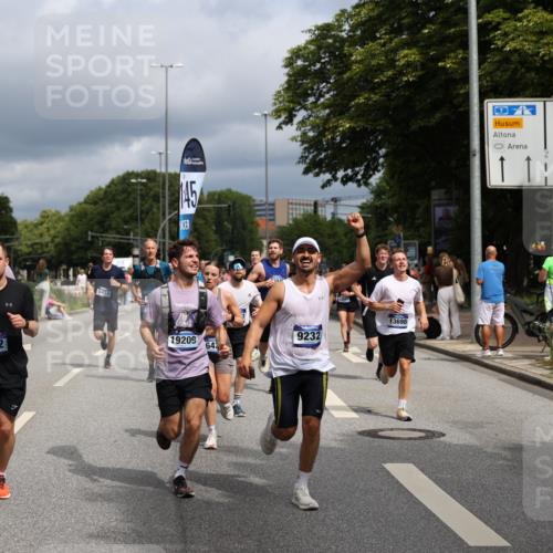29.06.2025 - hella hamburg halbmarathon Yannick Fuchs http://msf.ph/oto/8169273 29.06.2025 10:41:00 20KM 1689, 2222, 2623, 3087, 4091, 4237, 4497, 5459, 6373, 6421, 6691, 6978, 7335, 8023, 8142, 8482, 8981, 9232, 9386, 9497, 9529, 9786, 9794, 10208, 10211, 11077, 11185, 11858, 12171, 12269, 12579, 12651, 12808, 12891, 13554, 13698, 13728, 13940, 14045, 14262, 14415, 14449, 14541, 14722, 15026, 15133, 15149, 15157, 15206, 15611, 15684, 15900, 16081, 16127, 16136, 16466, 16475, 17008, 17281, 17353, 17461, 17492, 17669, 17865, 18118 meine-sportfotos.de