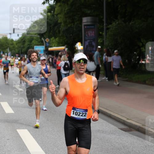 29.06.2025 - hella hamburg halbmarathon Yannick Fuchs http://msf.ph/oto/8169293 29.06.2025 10:23:44 20KM 1827, 1953, 2604, 3968, 5328, 6090, 7389, 8473, 10222, 10351, 10486, 14140, 15655, 15883, 16711, 17213, 17374, 17428, 17488, 18763 meine-sportfotos.de