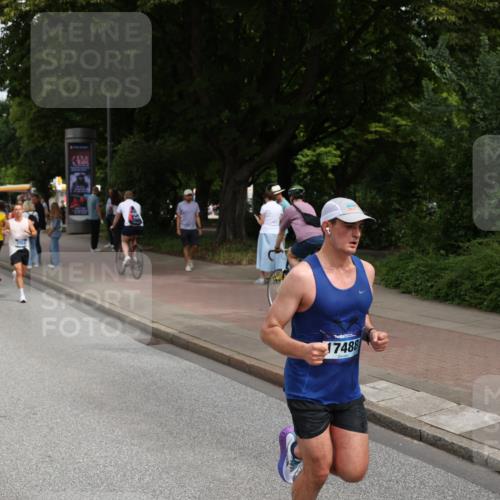 29.06.2025 - hella hamburg halbmarathon Yannick Fuchs http://msf.ph/oto/8169462 29.06.2025 10:23:47 20KM 1827, 1953, 3968, 5328, 6090, 7389, 8473, 10222, 10351, 10486, 14140, 15655, 16711, 17213, 17374, 17428, 17488, 18763 meine-sportfotos.de