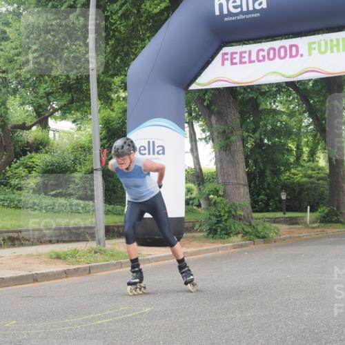 29.06.2025 - hella hamburg halbmarathon KatJ http://msf.ph/oto/8169464 29.06.2025 09:17:26 Zwischen KM18-KM19  meine-sportfotos.de