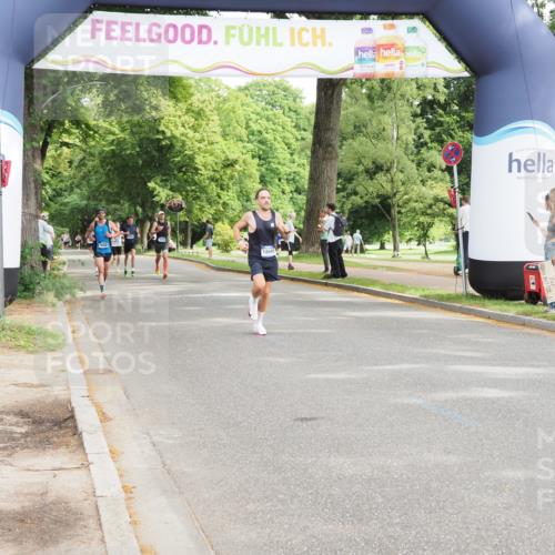 29.06.2025 - hella hamburg halbmarathon MichiJ http://msf.ph/oto/8169487 29.06.2025 10:14:55 Zwischen KM18-KM19 5612 meine-sportfotos.de