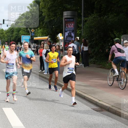 29.06.2025 - hella hamburg halbmarathon Yannick Fuchs http://msf.ph/oto/8169488 29.06.2025 10:23:48 20KM 1827, 1953, 3968, 5328, 6090, 7389, 8473, 10222, 10351, 10486, 14140, 15655, 16711, 17213, 17374, 17428, 17488, 18763 meine-sportfotos.de