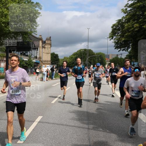 29.06.2025 - hella hamburg halbmarathon Yannick Fuchs http://msf.ph/oto/8169562 29.06.2025 10:41:02 20KM 1689, 2222, 2623, 3087, 4091, 4237, 4497, 5459, 5472, 6373, 6421, 6978, 8023, 8142, 8482, 8981, 9232, 9386, 9497, 9529, 9786, 9794, 10208, 10211, 11077, 11185, 11858, 12171, 12269, 12651, 12808, 12891, 13554, 13698, 13728, 13940, 14045, 14415, 14449, 14541, 14722, 15026, 15149, 15157, 15206, 15611, 15684, 15900, 16081, 16127, 16136, 16466, 16475, 17008, 17281, 17353, 17461, 17669, 17718, 17865, 18118 meine-sportfotos.de